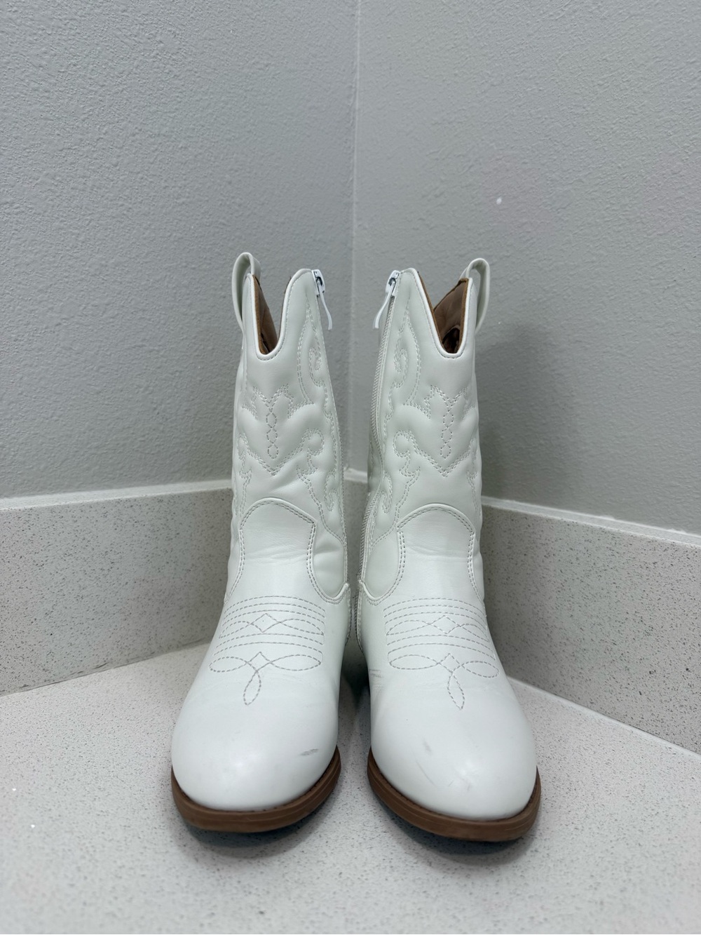Girls White Western Booties - Classic Cowboy Style
